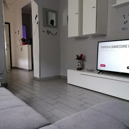 Casa Normanna 3* מונריאלה
