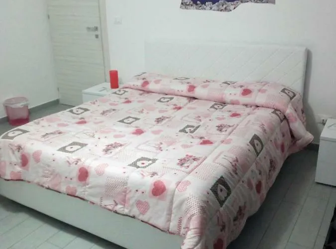 Casa Normanna فندق مبيت وإفطار مونريالي